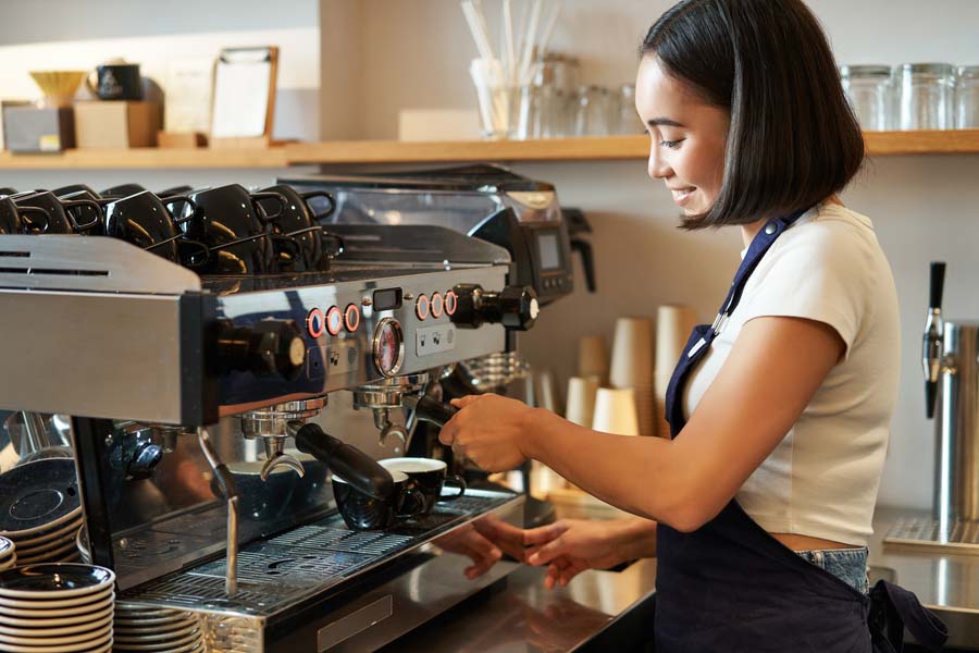 Guía de limpieza de bares y cafeterías con equipos Kärcher