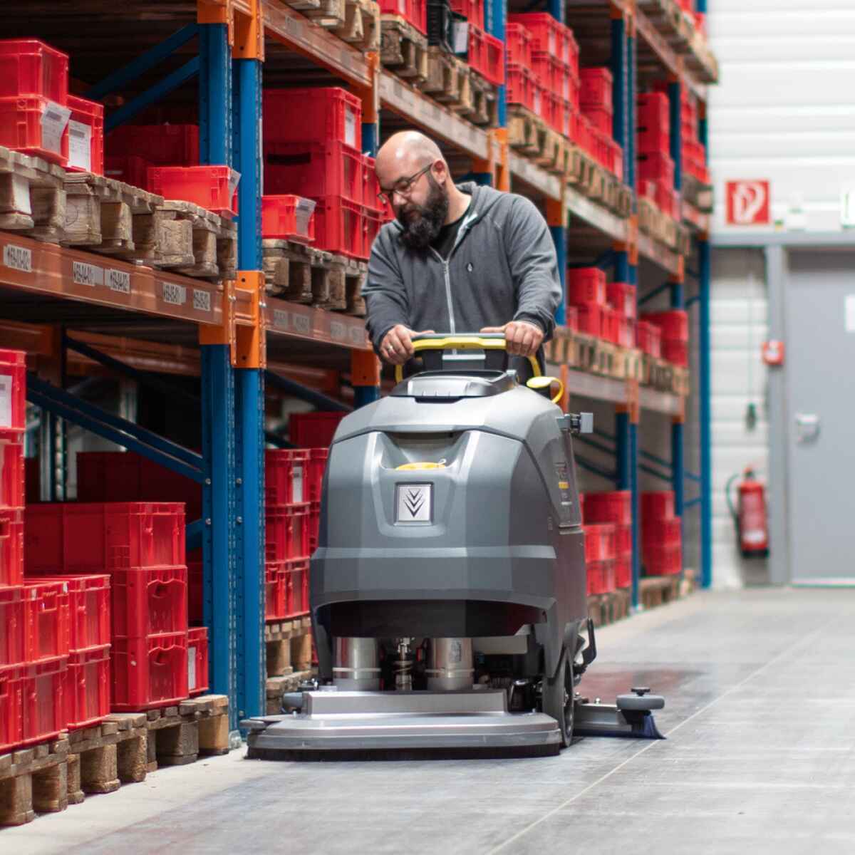 Fregadora aspiradora de empuje BD70/75 a bateria 75L Karcher 1.127 047.0 3 Fregadora aspiradora de empuje BD70/75 a bateria 75L Karcher - Imagen 3