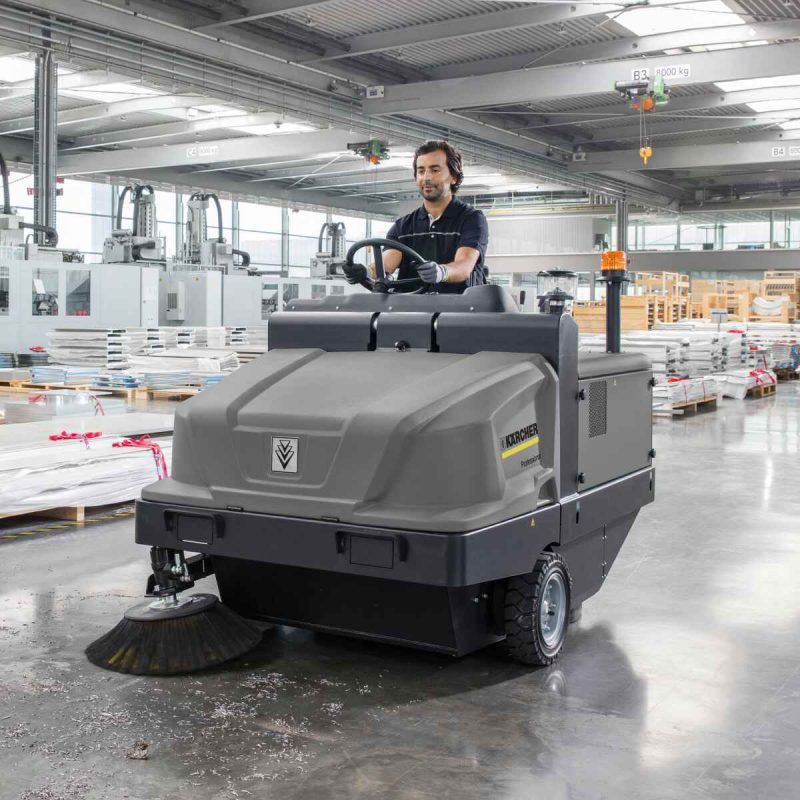 Barredora hombre a bordo KM120/250 17500W 250L Karcher - Imagen 3