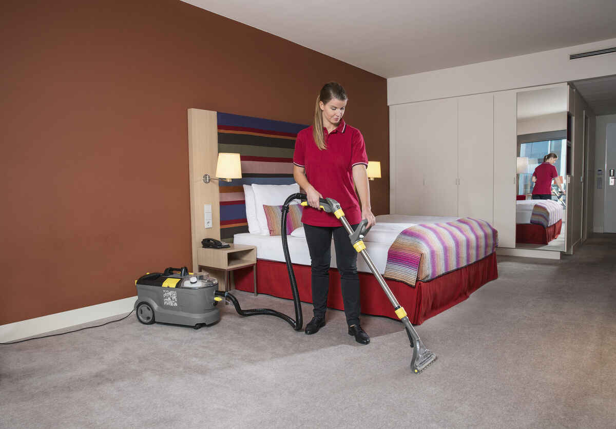 Lava tapices Puzzi10/2 1250W 10L Karcher 1.193 120.0 3 Lava tapices Puzzi10/2 1250W 10L Karcher - Imagen 3