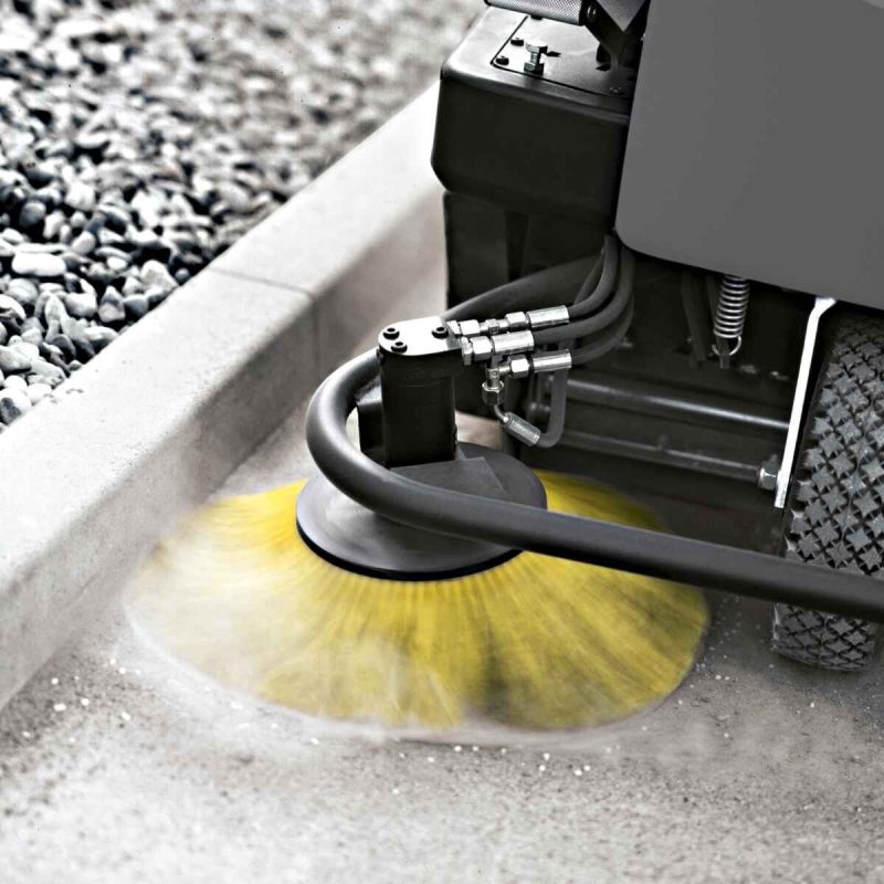 Barredora hombre a bordo KM100/100 a bateria 2100W 100L Karcher - Imagen 4