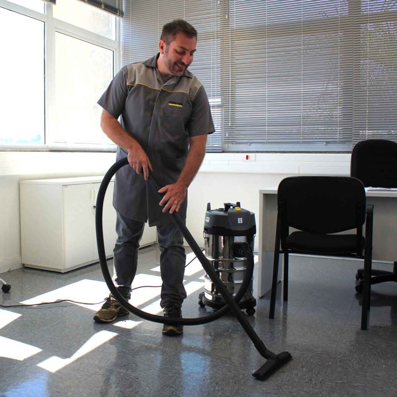 Aspiradora en seco y humedo NT30/1 1400W 30L Karcher - Imagen 6