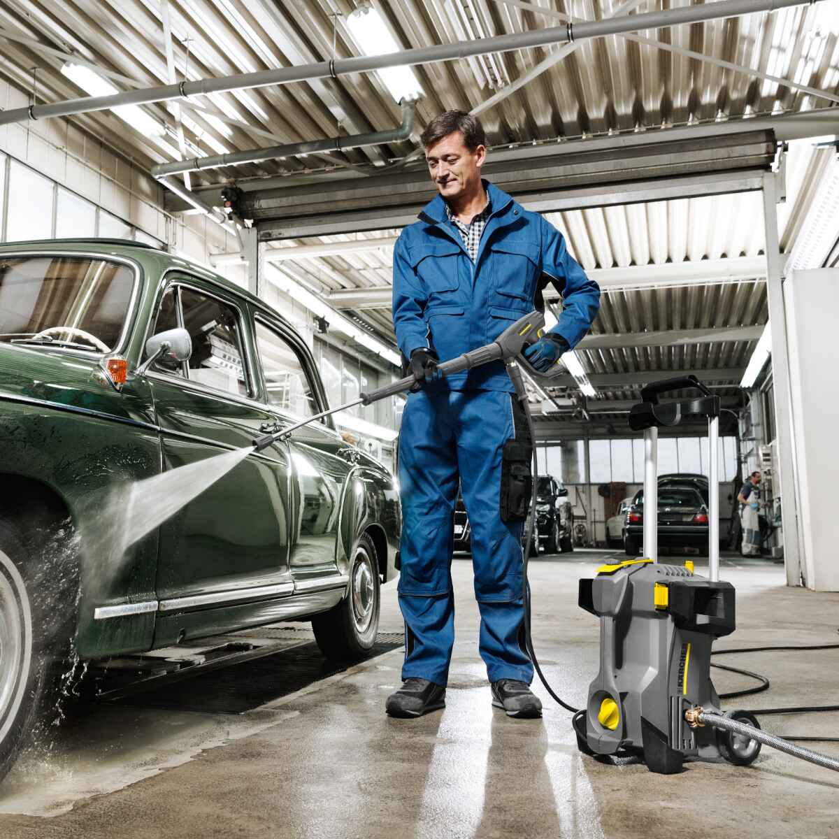 Hidrolavadora de agua fria HD5/11 2200W 110Bar Karcher 1.520 968.0 2 Hidrolavadora de agua fria HD5/11 2200W 110Bar Karcher - Imagen 2
