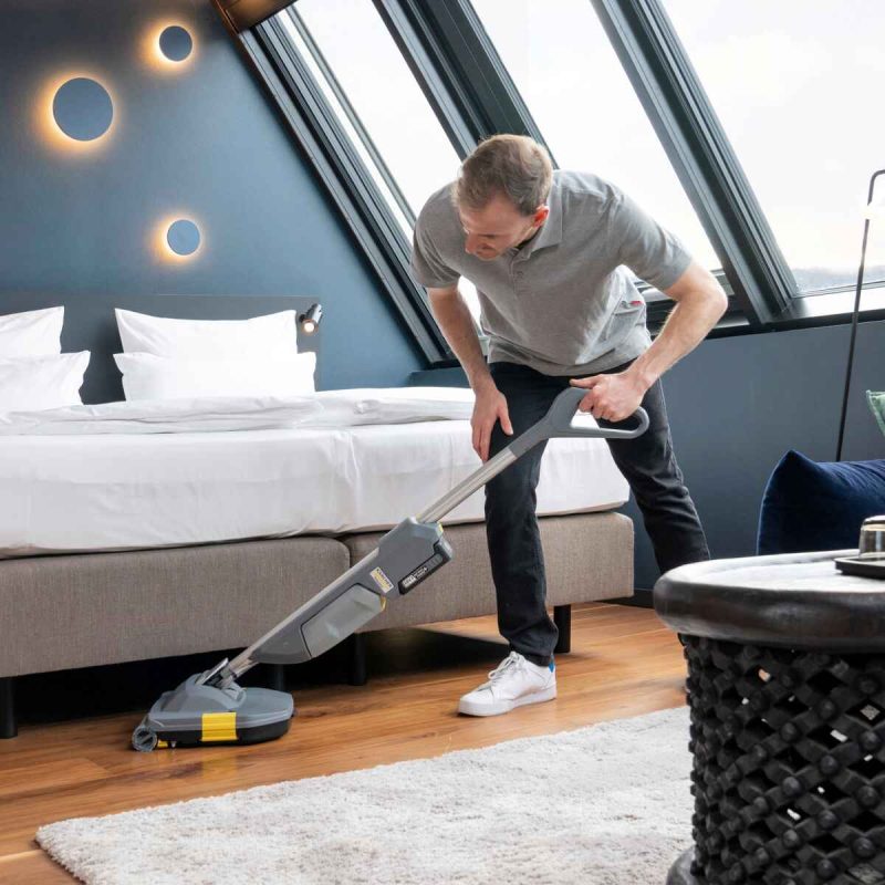Fregadora aspiradora compacta BR30/1 a bateria 1L Karcher - Imagen 3