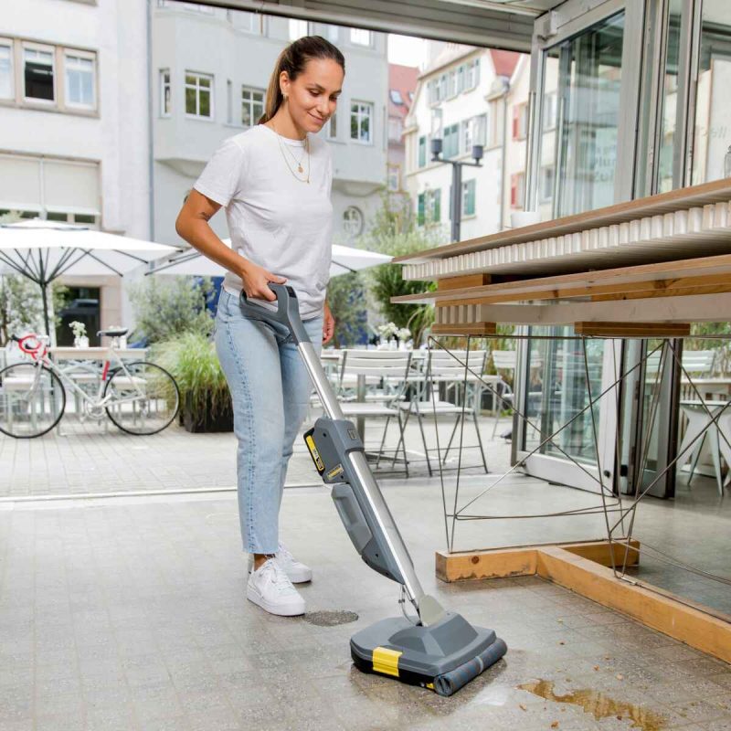 Fregadora aspiradora compacta BR30/1 a bateria 1L Karcher - Imagen 6