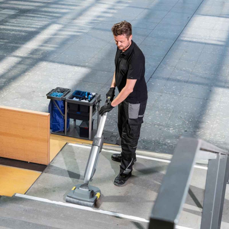 Fregadora aspiradora compacta BR30/1 a bateria 1L Karcher - Imagen 7