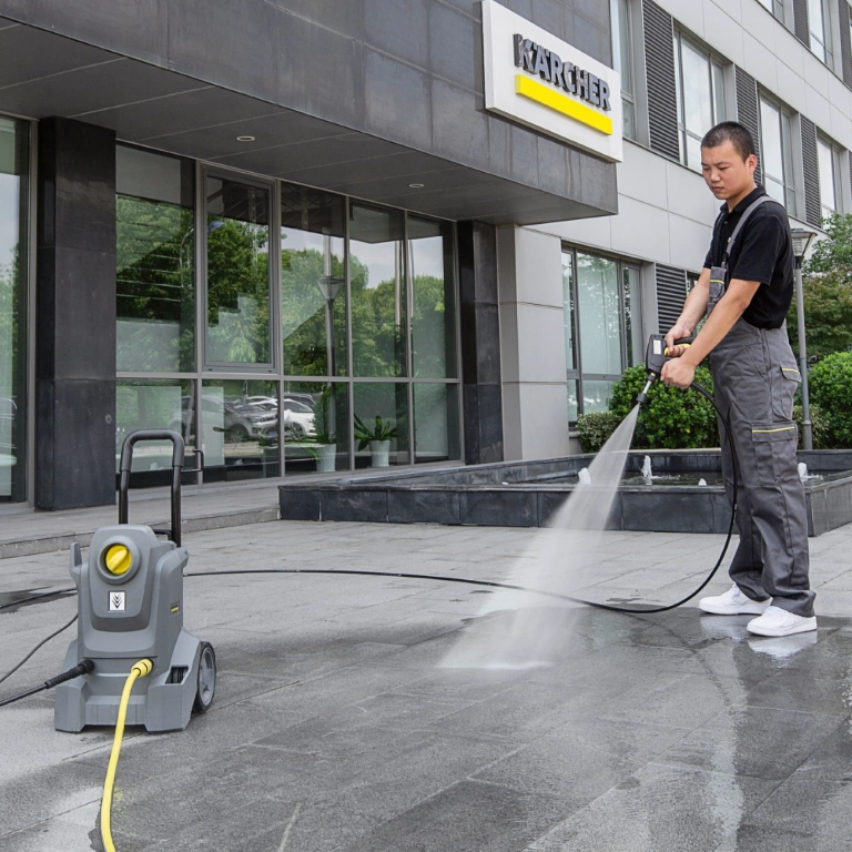 Hidrolavadora de agua fria HD4/8 1400W 80Bar Karcher 1.520 806.0 3 Hidrolavadora de agua fria HD4/8 1400W 80Bar Karcher - Imagen 3