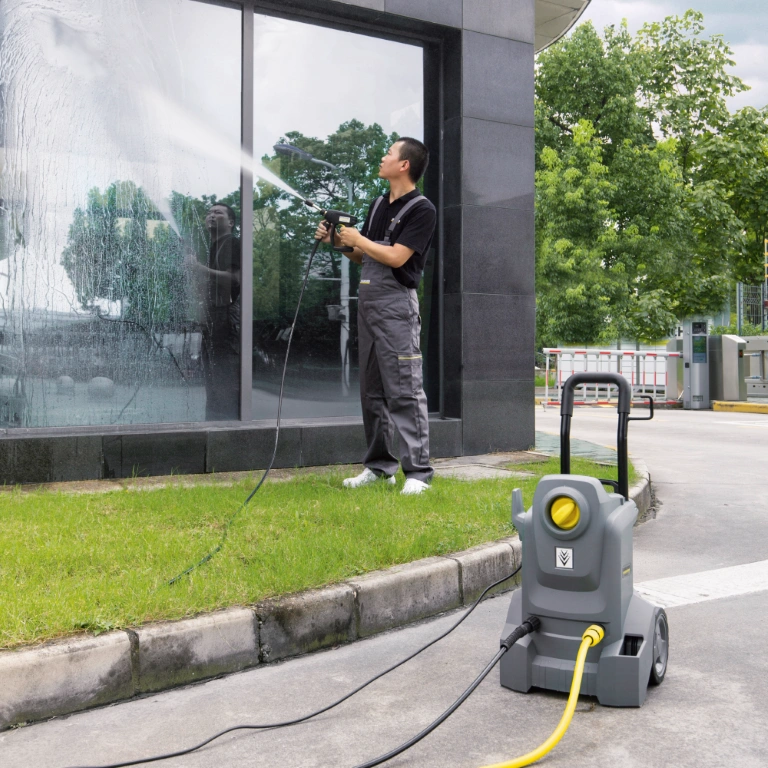Hidrolavadora de agua fria HD4/8 1400W 80Bar Karcher 1.520 806.0 4 Hidrolavadora de agua fria HD4/8 1400W 80Bar Karcher - Imagen 4