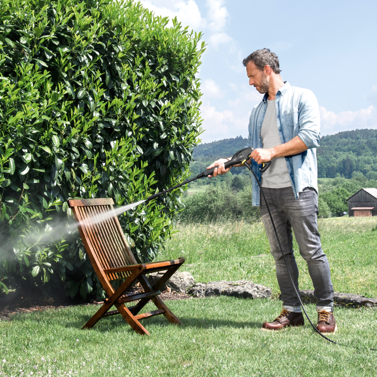 Hidrolavadora K2 Universal edition car 1400W 110Bar Karcher 1600 1050 7 a34e6fe9 2eb9 4bc1 b9c8 346b17f64f6e Hidrolavadora K2 Universal edition car 1400W 110Bar Karcher - Imagen 7